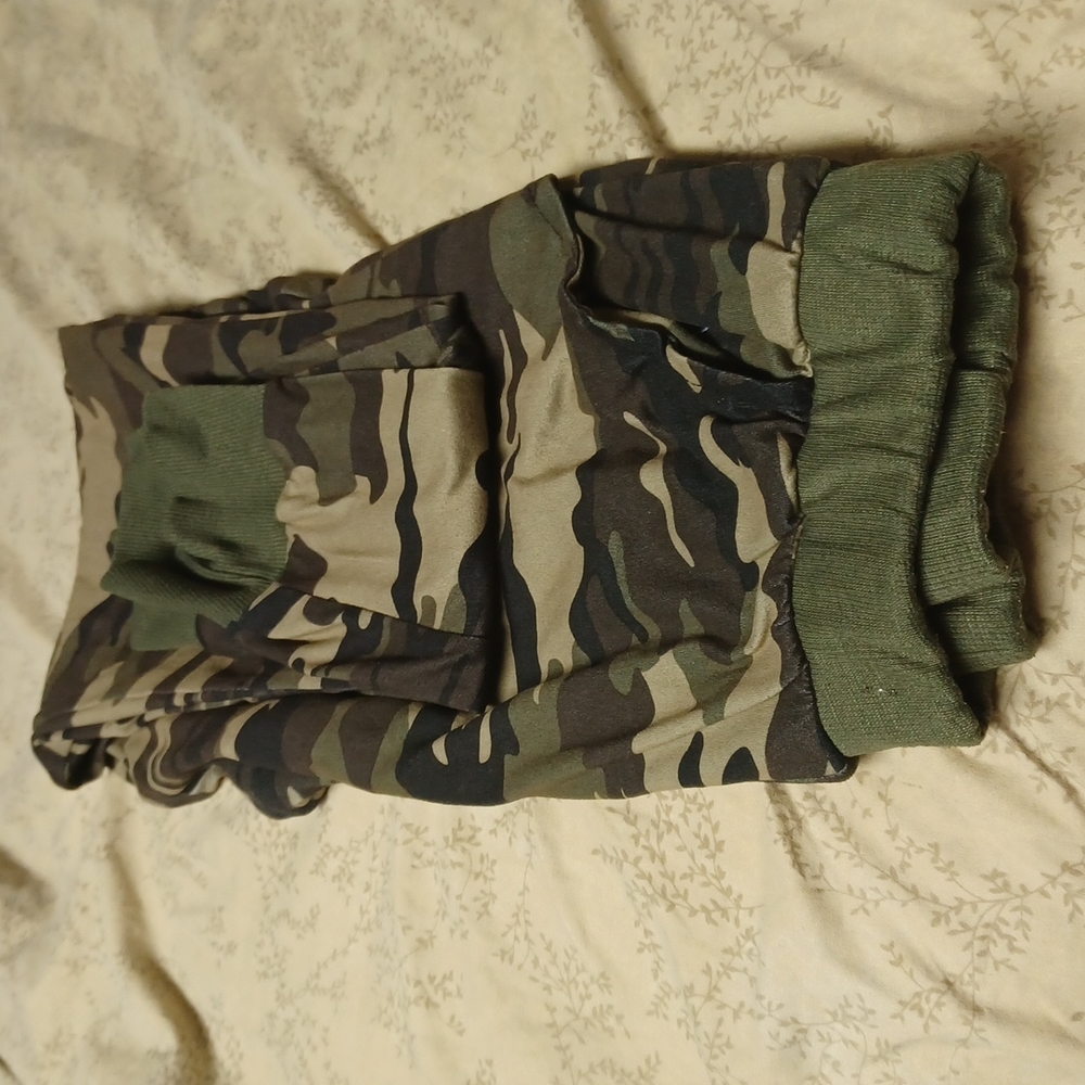 Pants - Picture 2 of 3